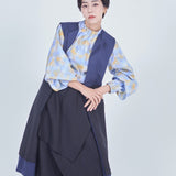 Neck Tuck Print Blouse