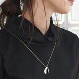 Wings Nuance Necklace