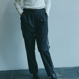 [Unisex] Denim-like Side Stripe Tapered Slacks (INDIGO)